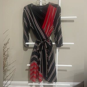 White House Black Market Black Dress, w/ Red & White Stripes. 100% Silk. Size 8